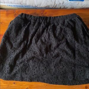 Black lace stretch mini skirt